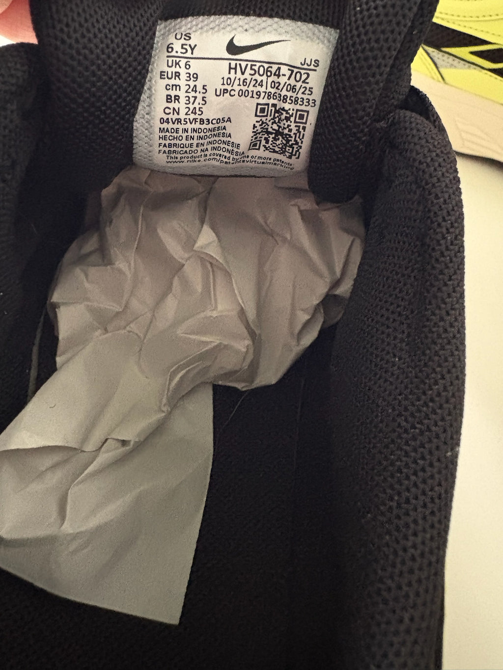 Nike P-6000 GS Trainers Lemon Twist Black Metallic Silver UK 6