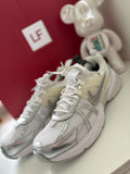 Nike V2K Run Trainers White Metallic Silver UK 10.5 EU 45.5 US 13 (W)