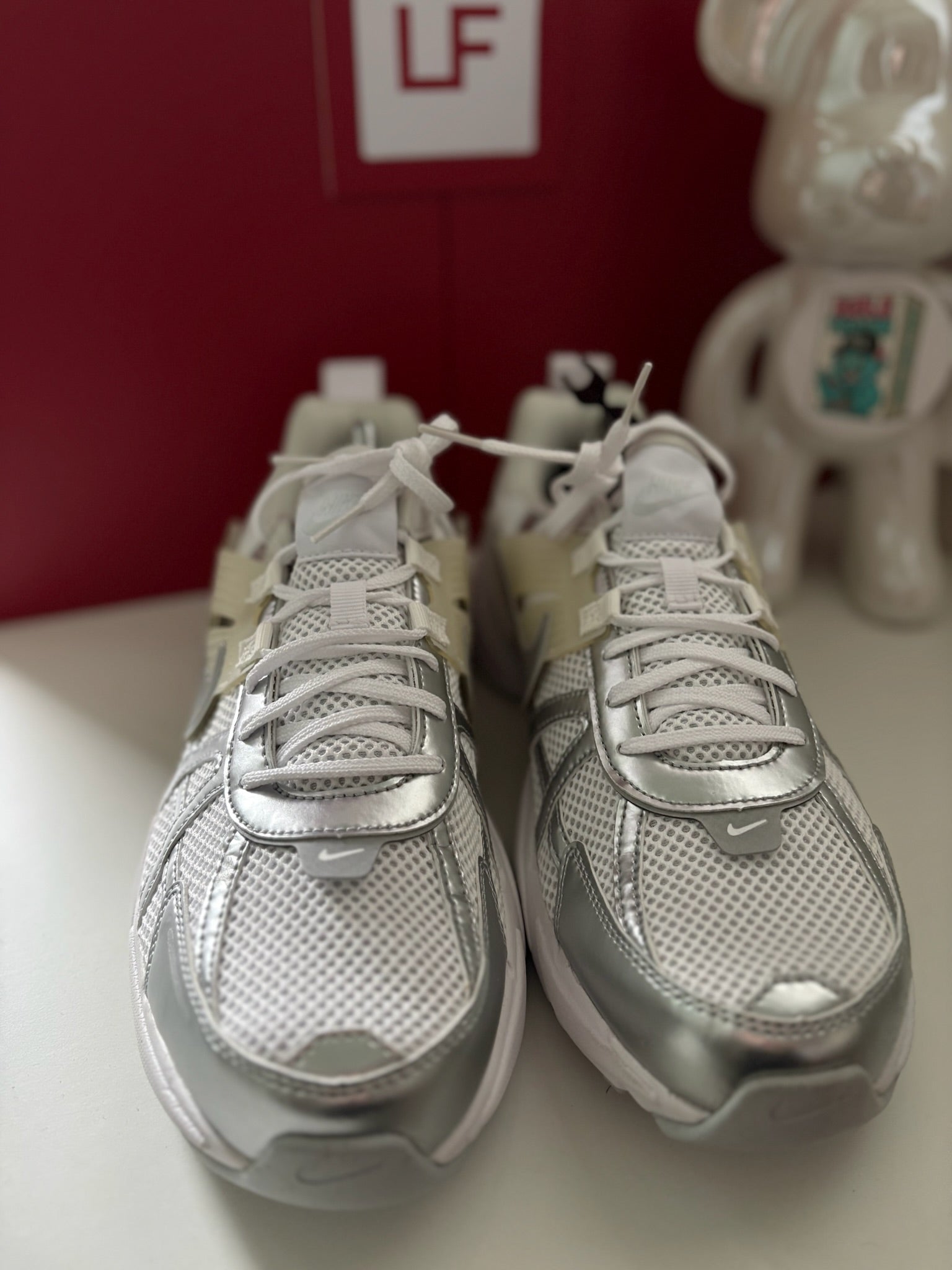 Nike V2K Run Trainers White Metallic Silver UK 10.5 EU 45.5 US 13 (W)