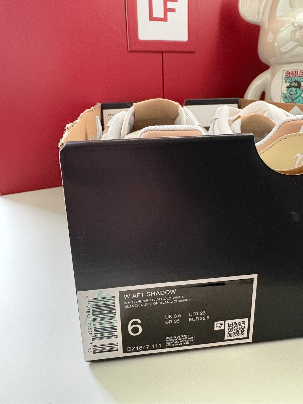 Nike Air Force 1 Shadow White Hemp Team Gold UK 3.5