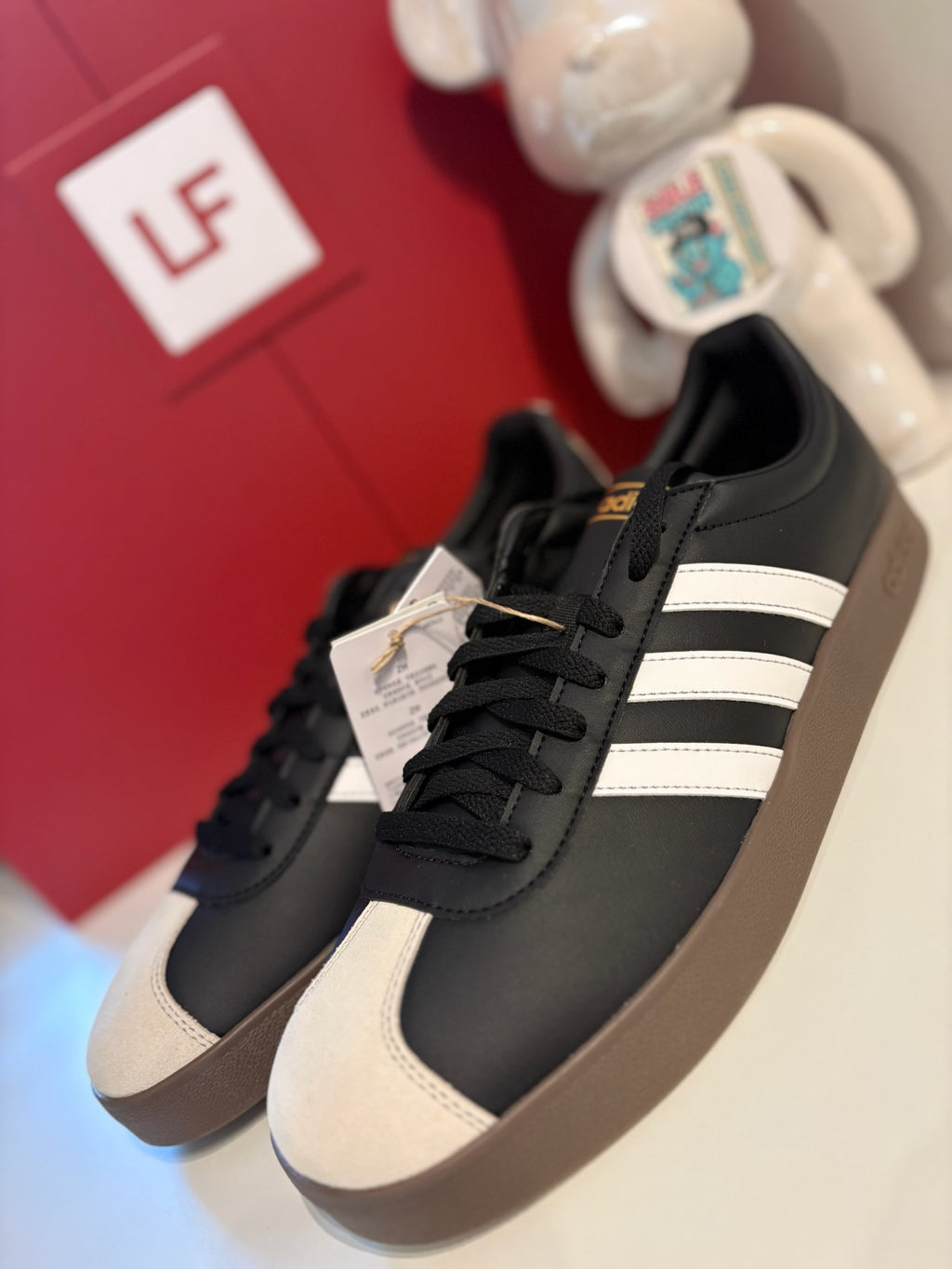 Adidas VL Court 2.0 – Black / White / Gum – UK 11