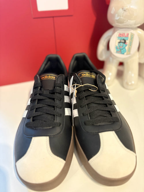 Adidas VL Court 2.0 – Black / White / Gum – UK 11