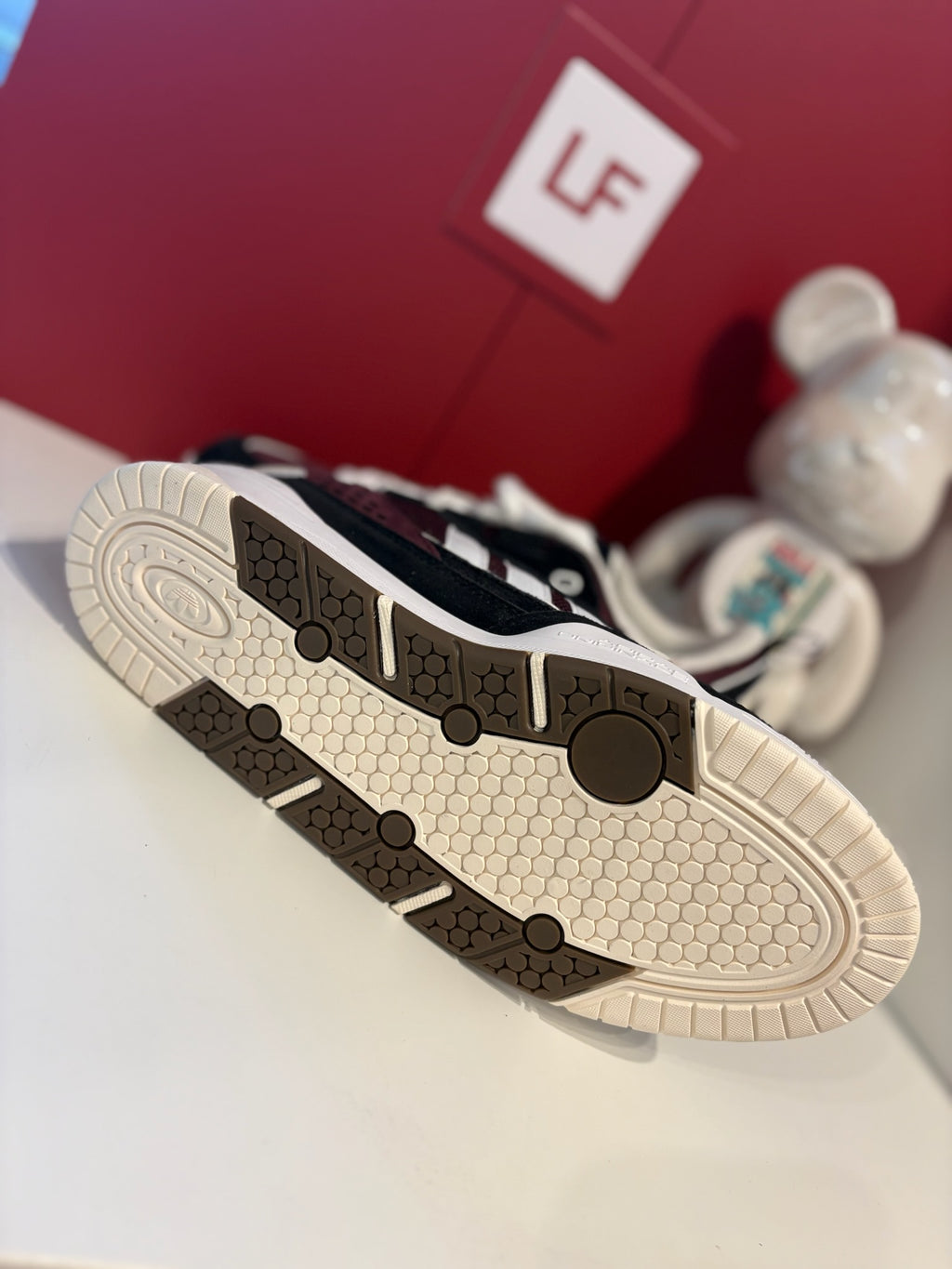 Adidas ADI2000 Trainers Burgundy Black White UK 9