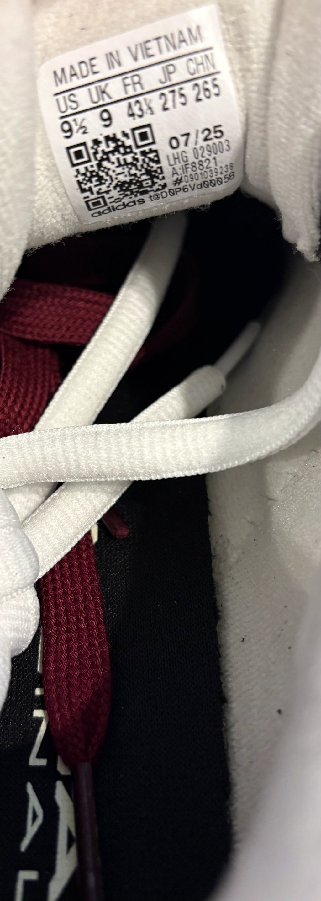 Adidas ADI2000 Trainers Burgundy Black White UK 9