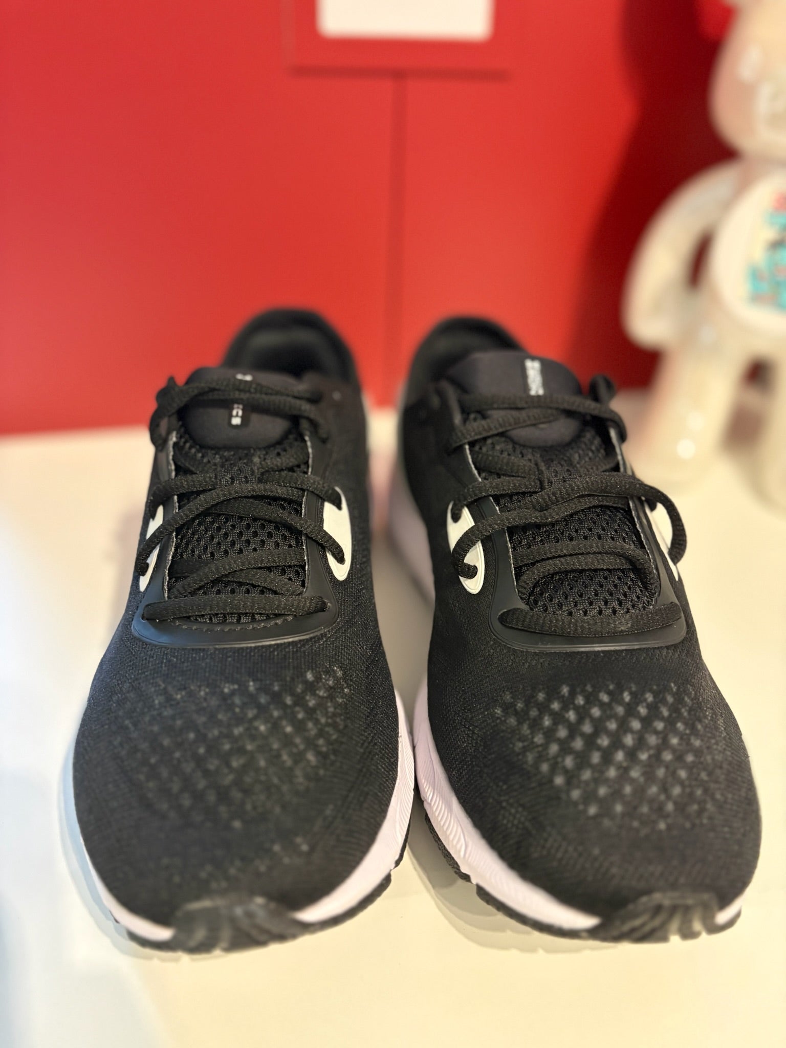 Under Armour Charged Assert 9 Trainers Black White Size UK 6