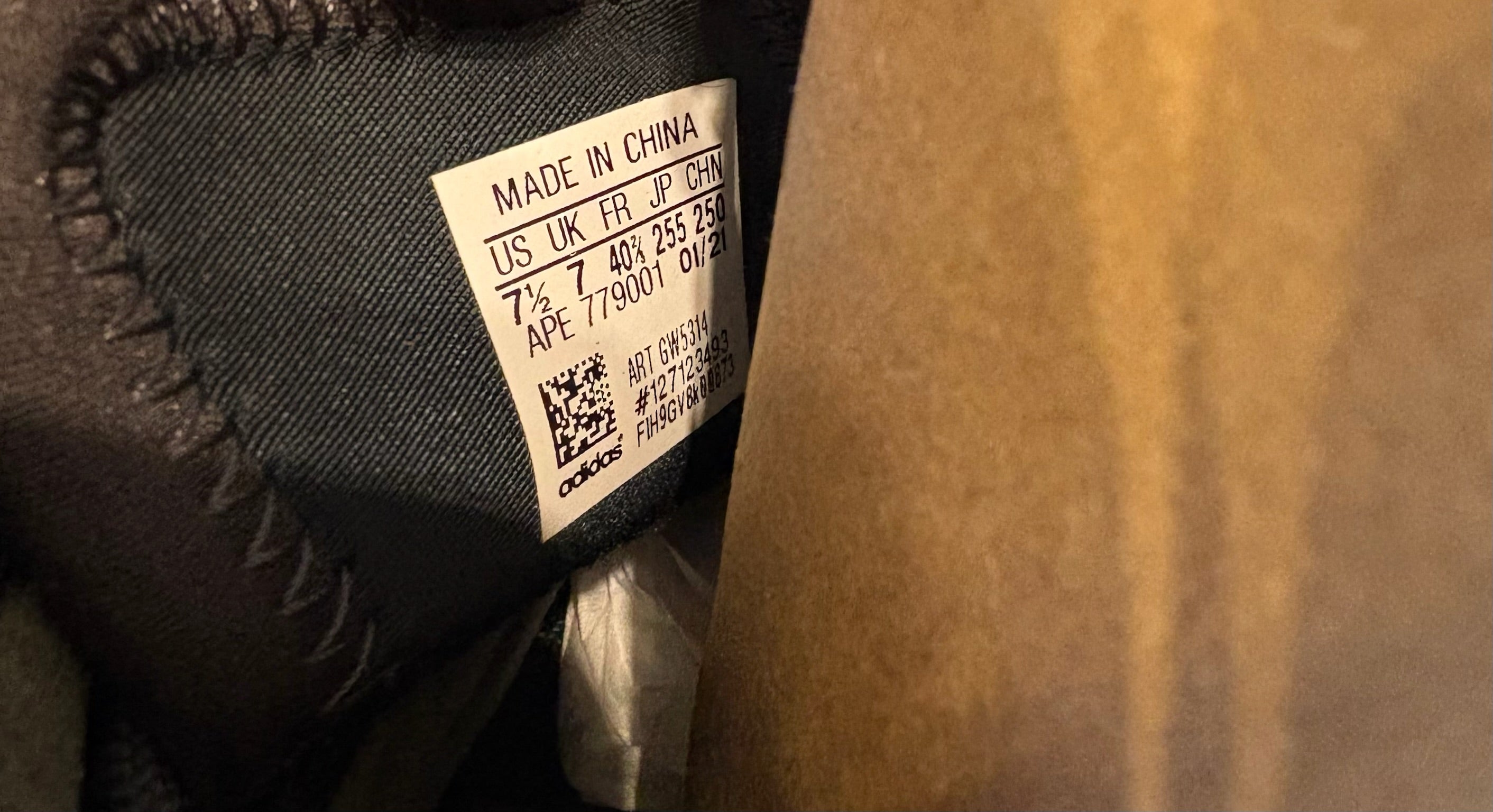 Adidas Yeezy QNTM “Amber Tint” UK 7