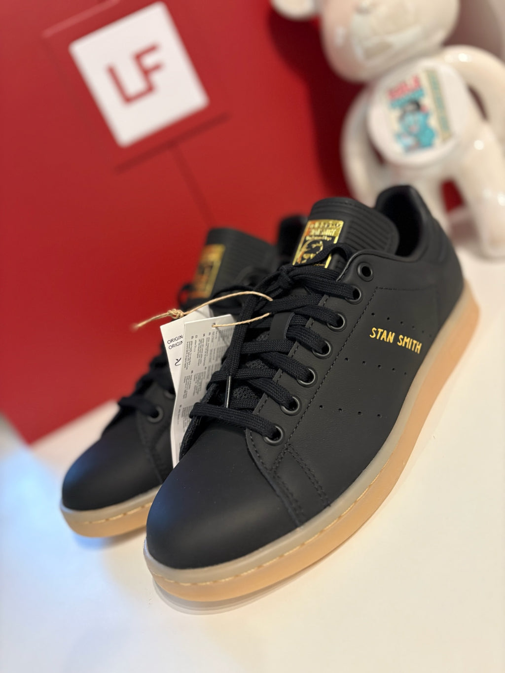 Brand new pair of Nike Air Force 1 Shadow trainers. Never worn. UK 5