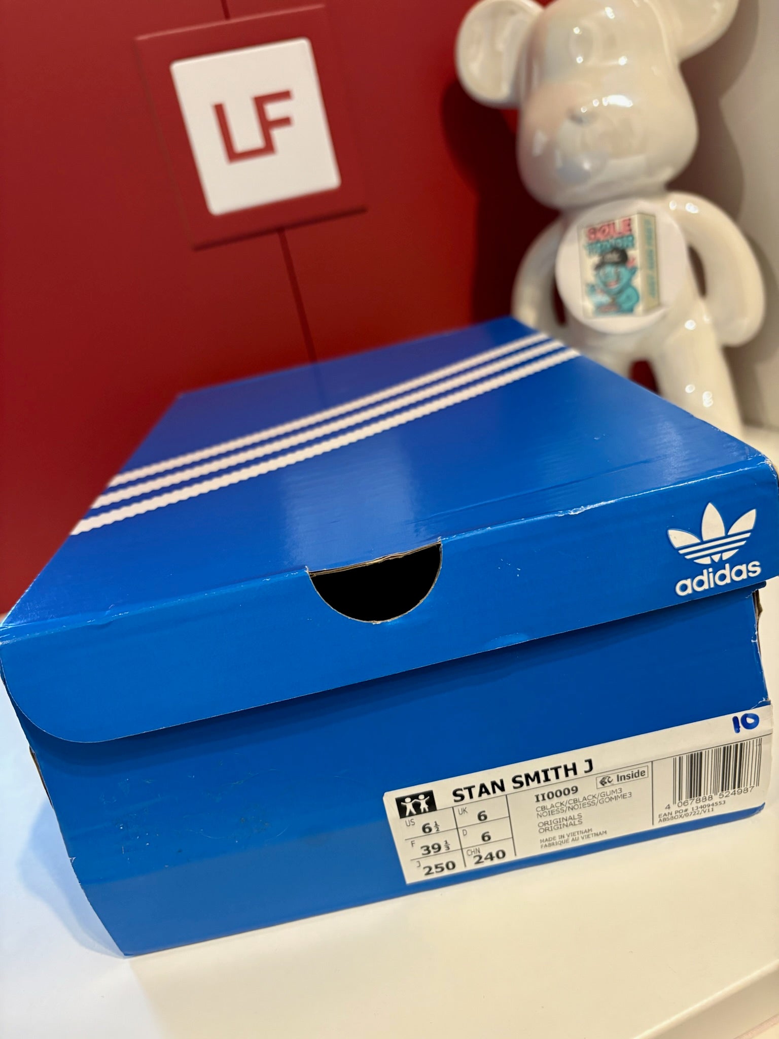 Adidas Stan Smith J Core Black Gum Trainers UK 6