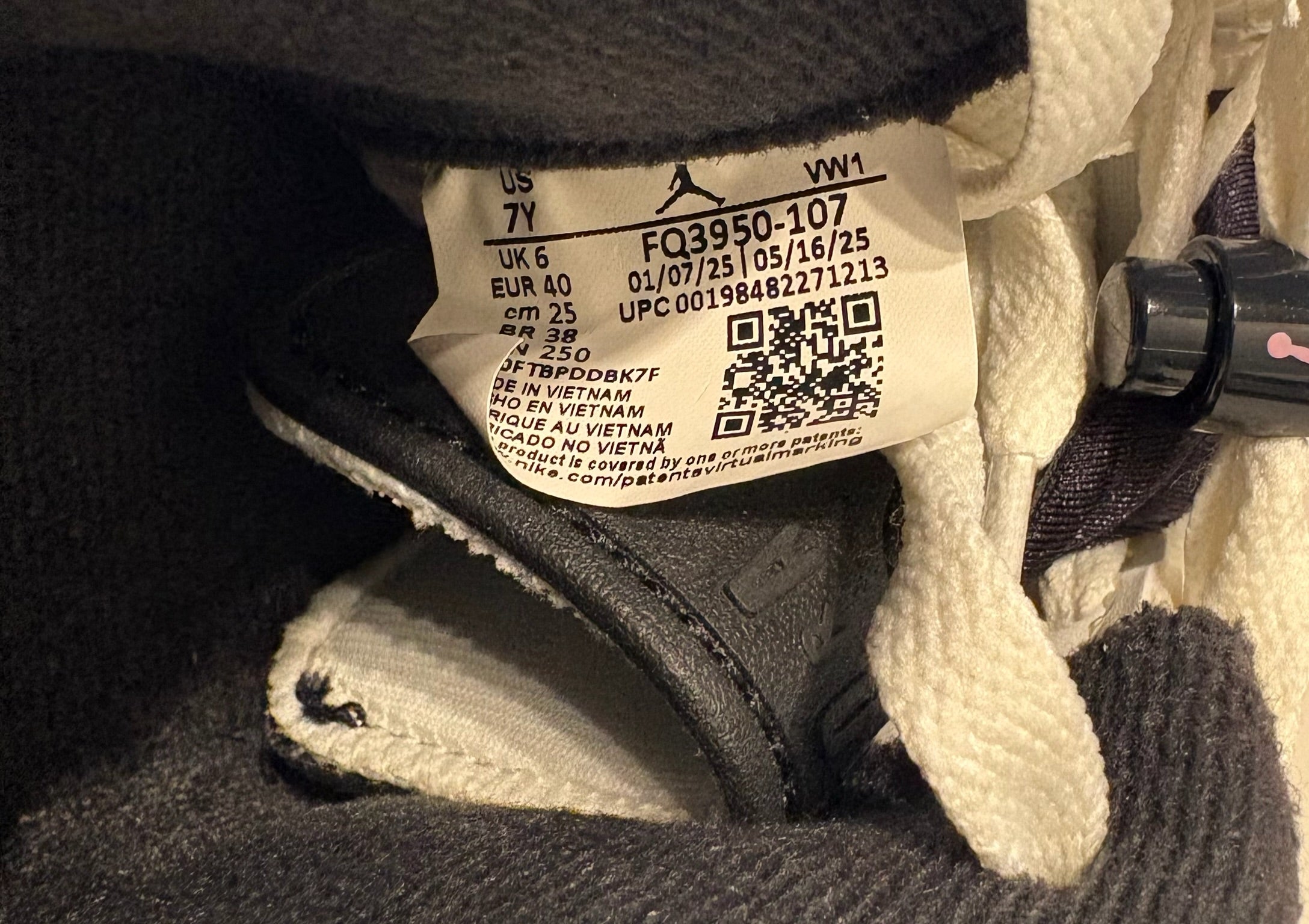 Jordan Spizike Low White Multi UK 6 GS