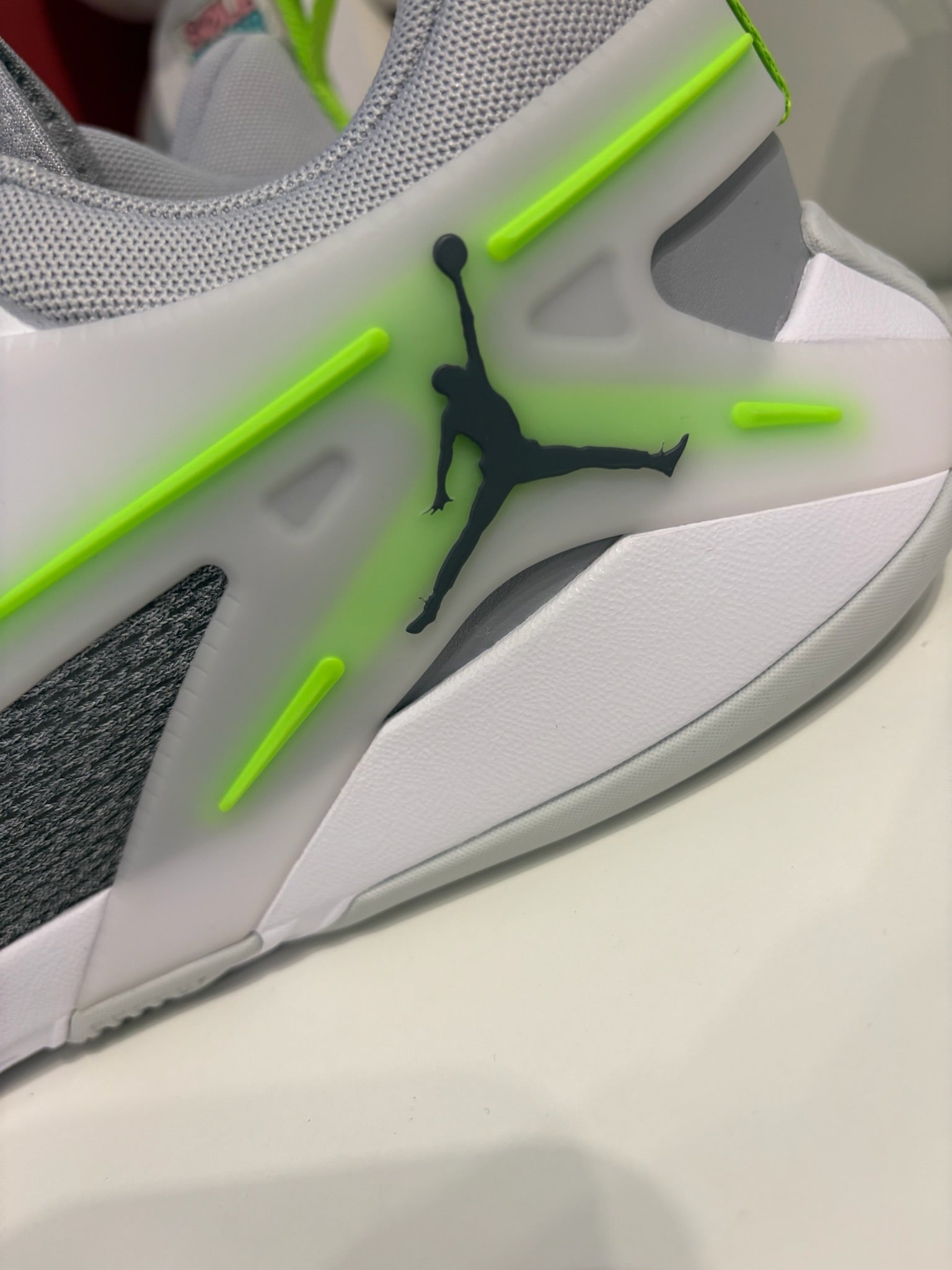 Jordan Heir Series Sail Electric Green UK 10.5 New with tags